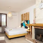 Amaltea 4*