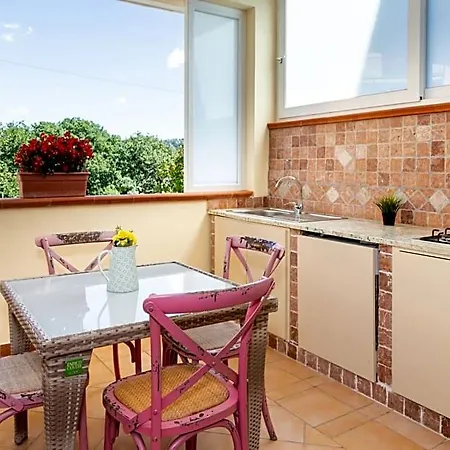 Amaltea Bed & Breakfast 4*