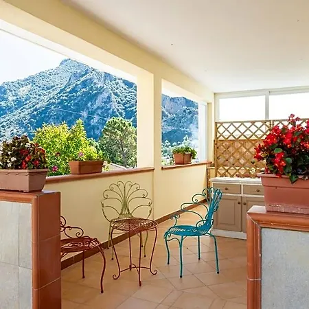 Amaltea Bed & Breakfast San Severino